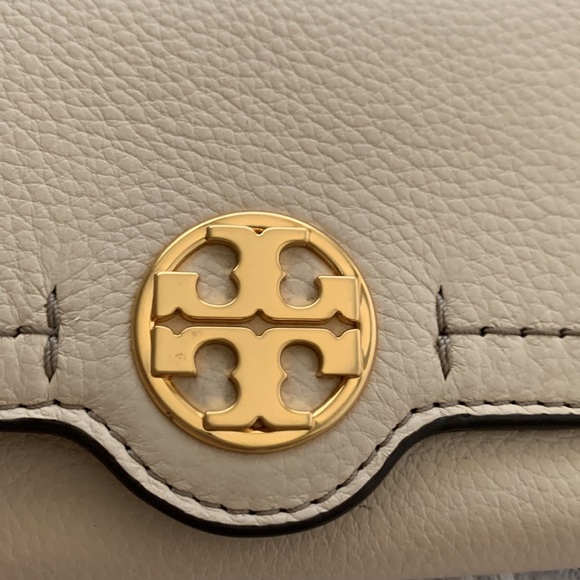 Brand new Tory Burch Felix Medium Wallet Brie - Picture 11 of 11
